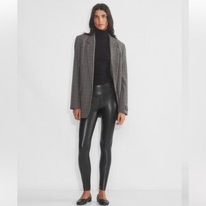 Wilfred Free Daria Pant Leggings in Regular Black